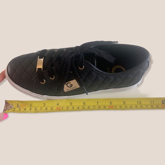 G by Guess Black & Gold Quilted Sneakers Size: 7.5 - Picture 13 of 14